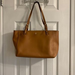 Gently used Tory Burch Tote